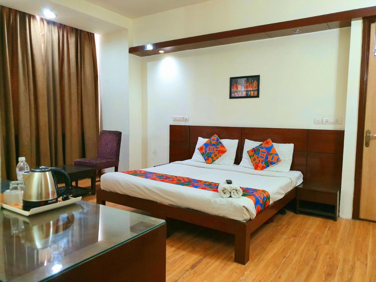 Hotel Merriment Alpha Noida Exterior foto